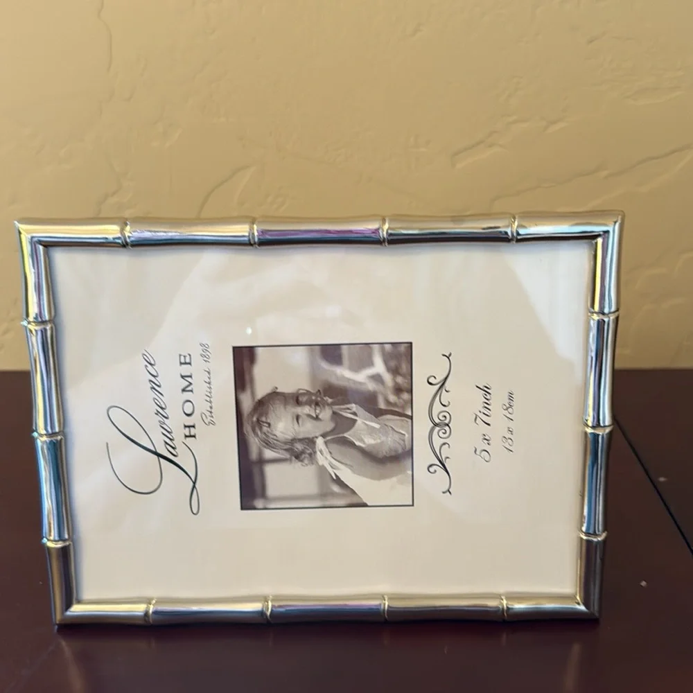 Lawrence Home Silver Color Metal 5 x 7 inch Frame